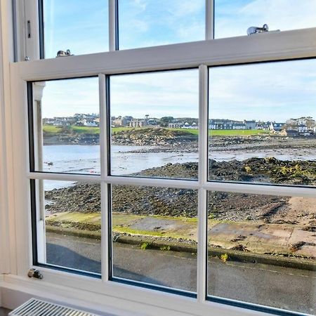 3 Bedroom Townhouse Right On The Harbour Isle of Whithorn 外观 照片