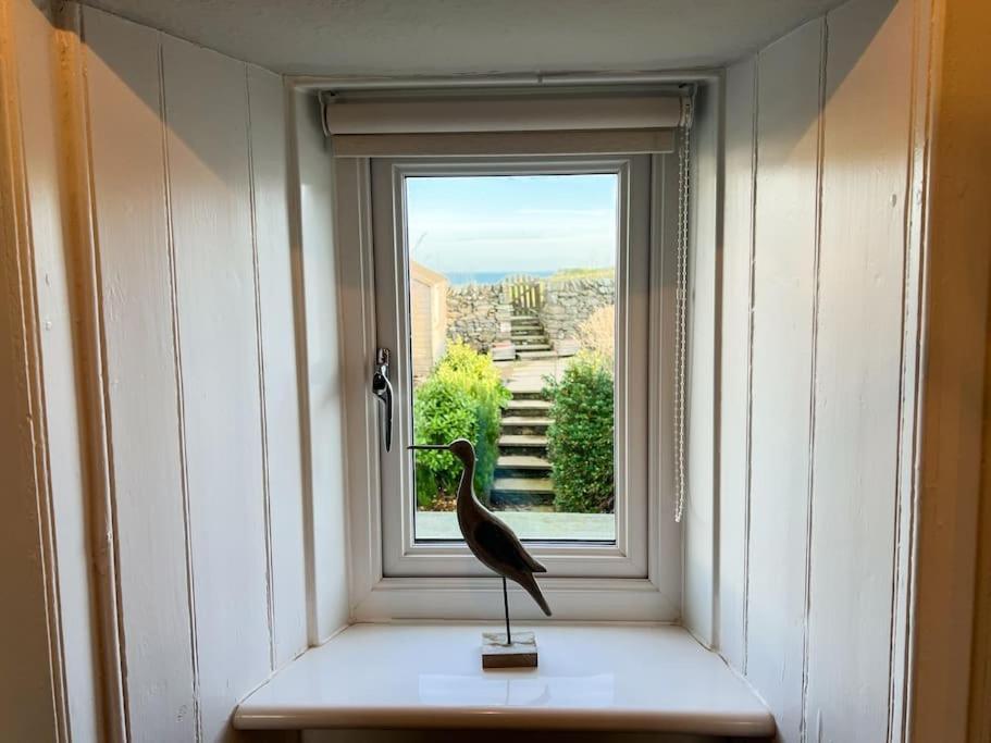 3 Bedroom Townhouse Right On The Harbour Isle of Whithorn 外观 照片